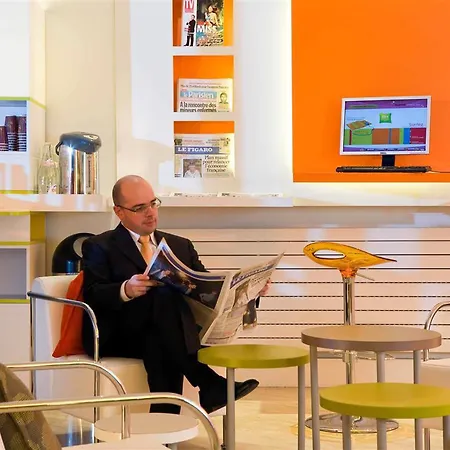 Hotel Ibis Styles Gare De L'est Chateau Landon Parigi
