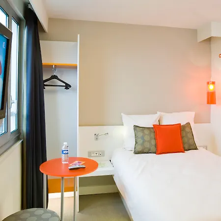 Ibis Styles Gare De L'est Chateau Landon Hotel Parigi