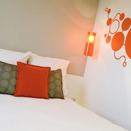 Ibis Styles Gare De L'est Chateau Landon Parigi