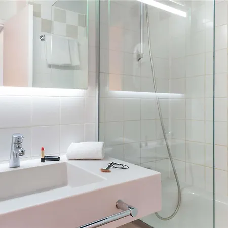 Ibis Styles Gare De L'est Chateau Landon 3* Parigi