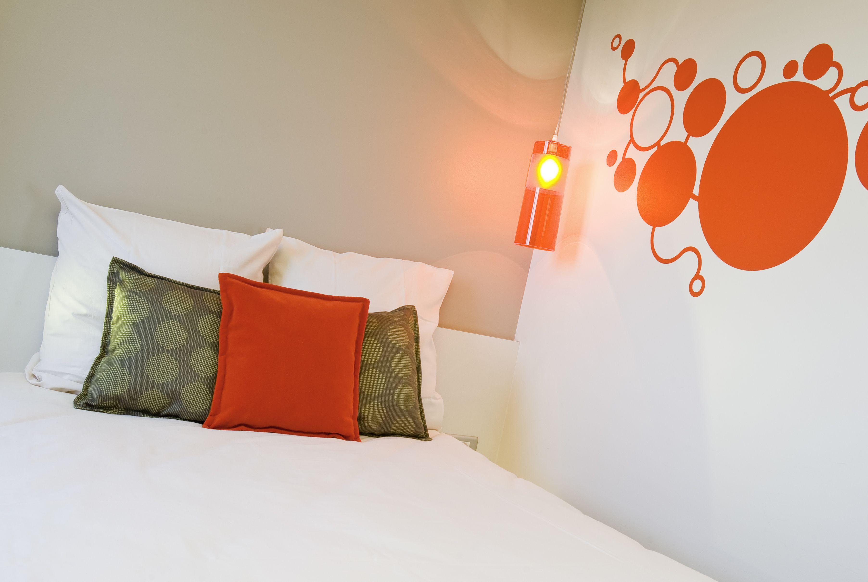 Ibis Styles Gare De L'est Chateau Landon Paris
